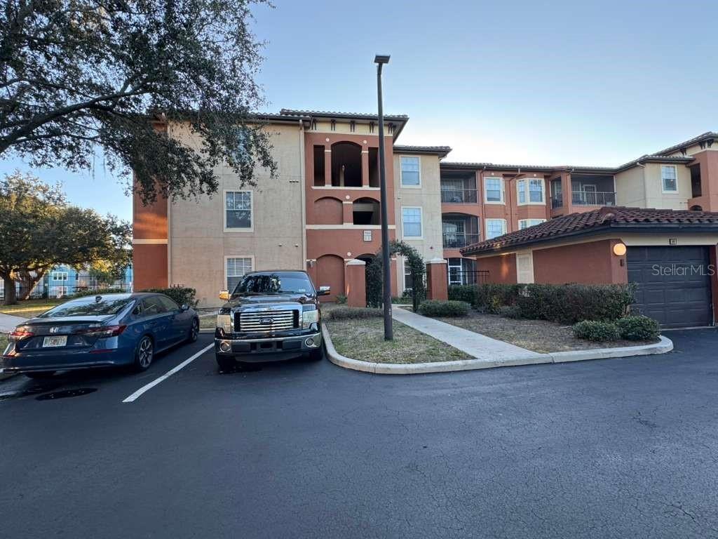 5560 Metrowest Blvd. #201, Orlando, FL 32811