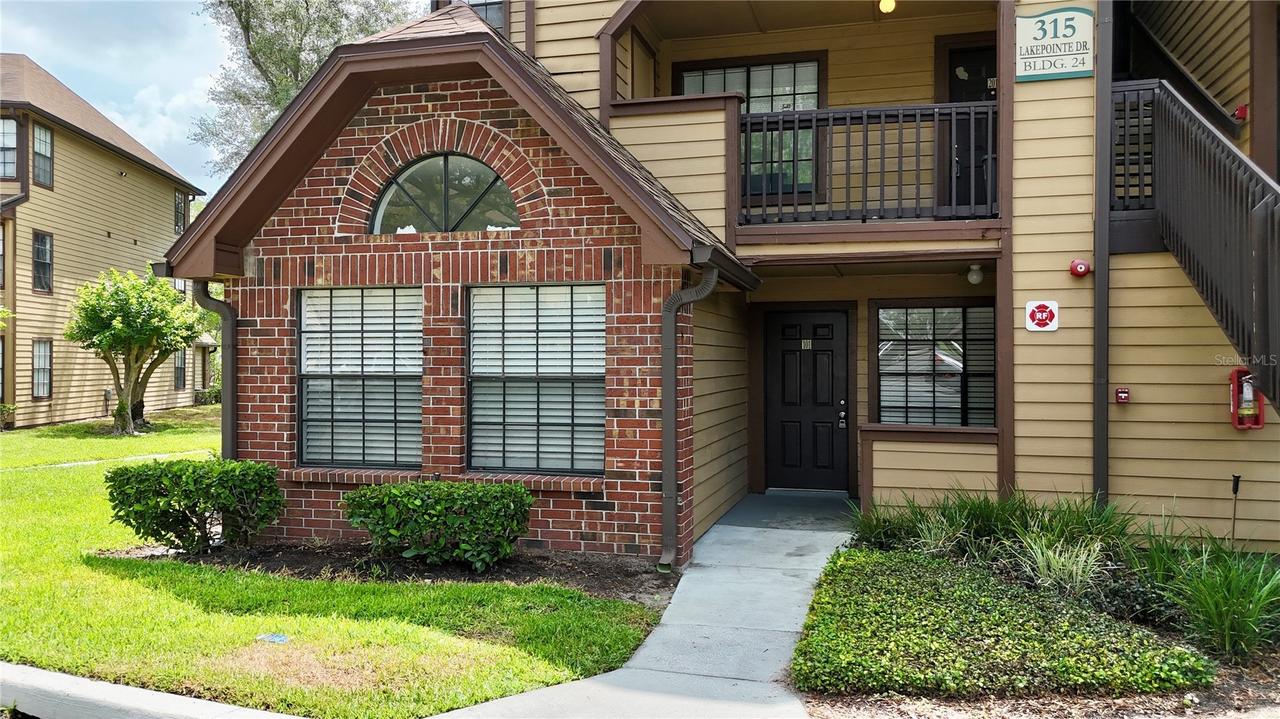 315 Lakepointe Dr. #101, Altamonte Springs, FL 32701
