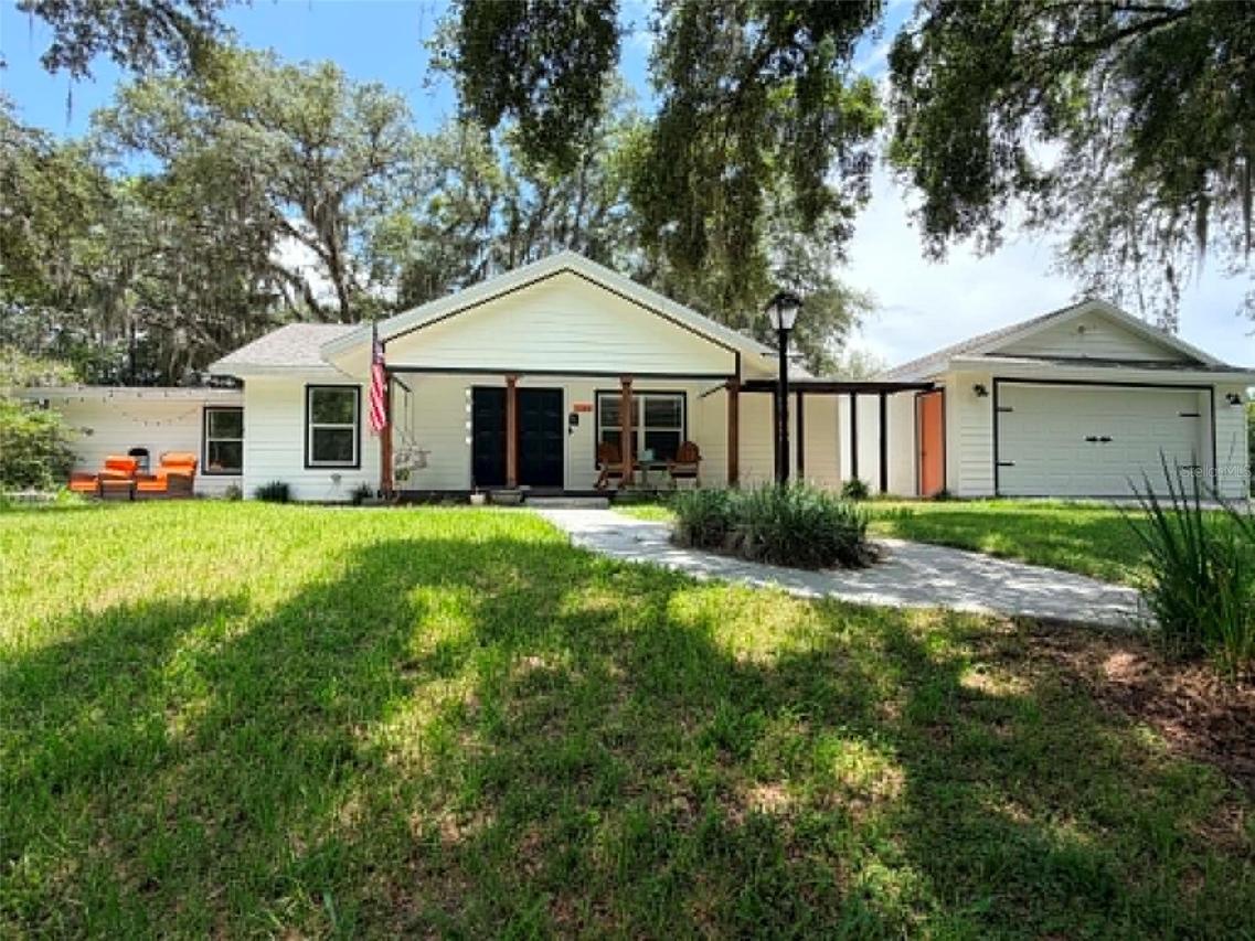 1204 Tall Oaks Rd., Deland, FL 32720