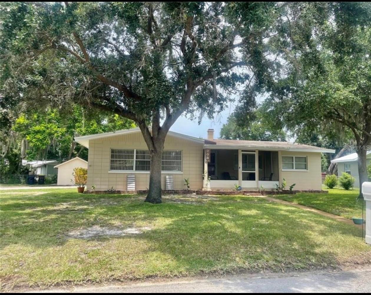 208 Lake Dale Dr Dr., Auburndale, FL 33823
