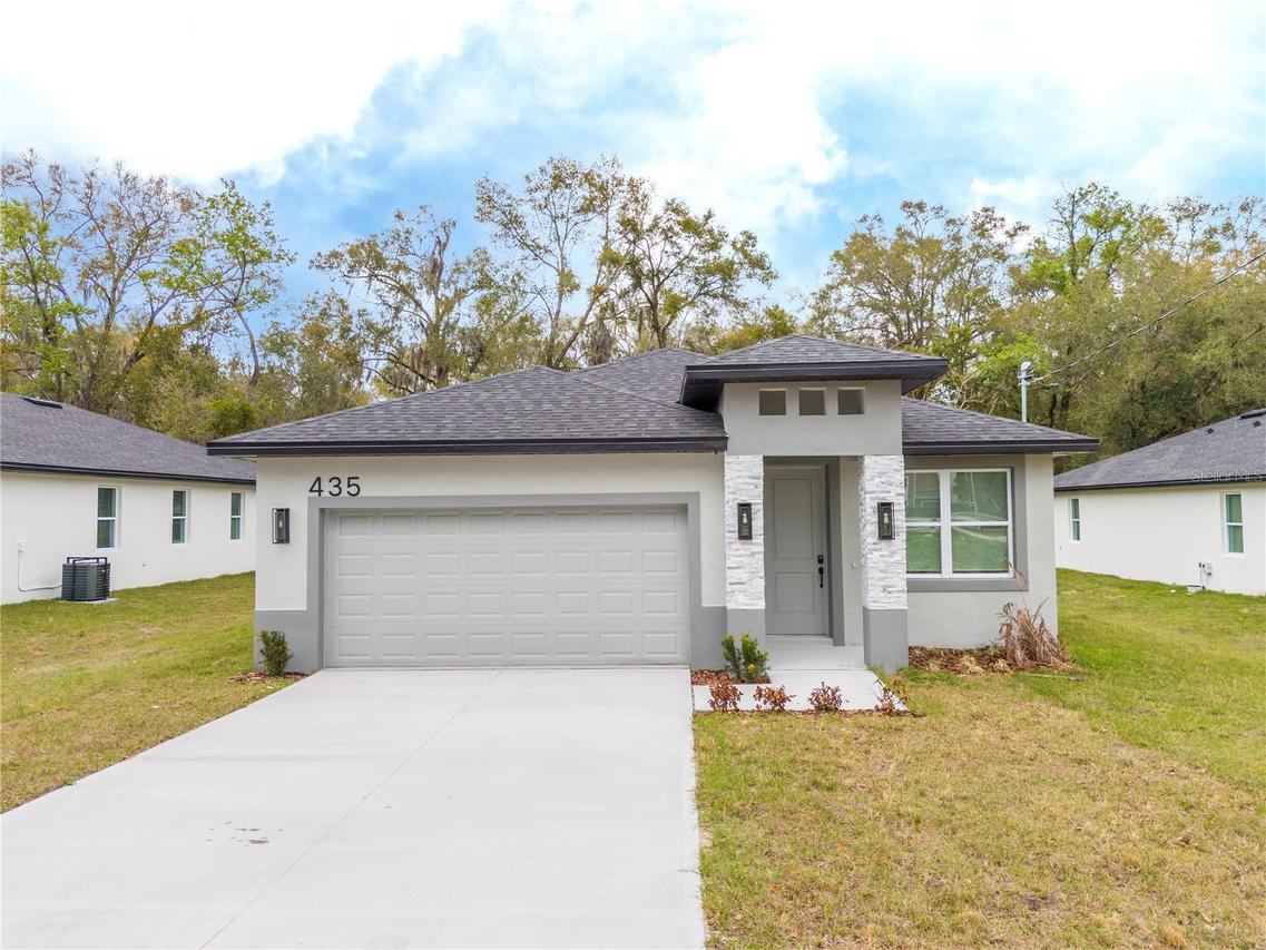 435 E 13th St, Apopka, FL 32703