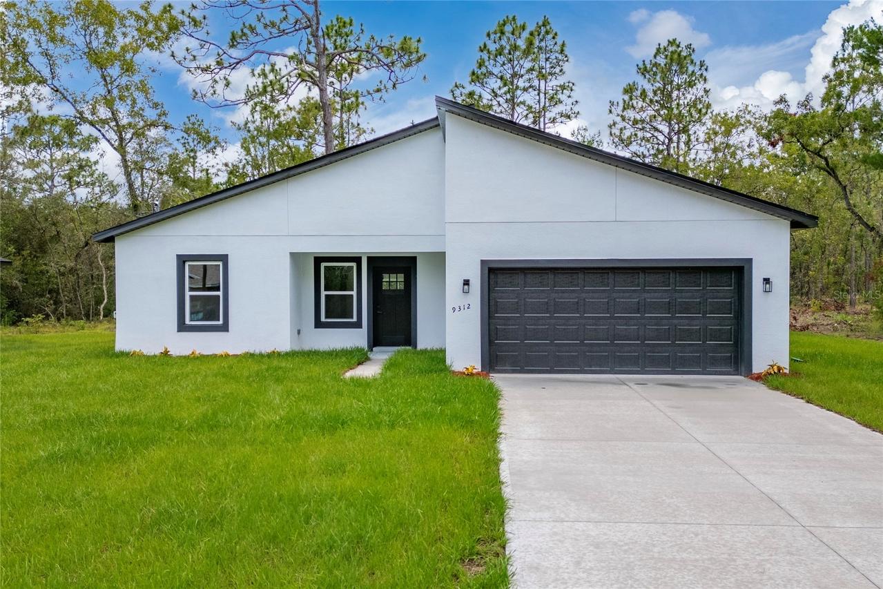 9312 N Akola Way, Citrus Springs, FL 34434