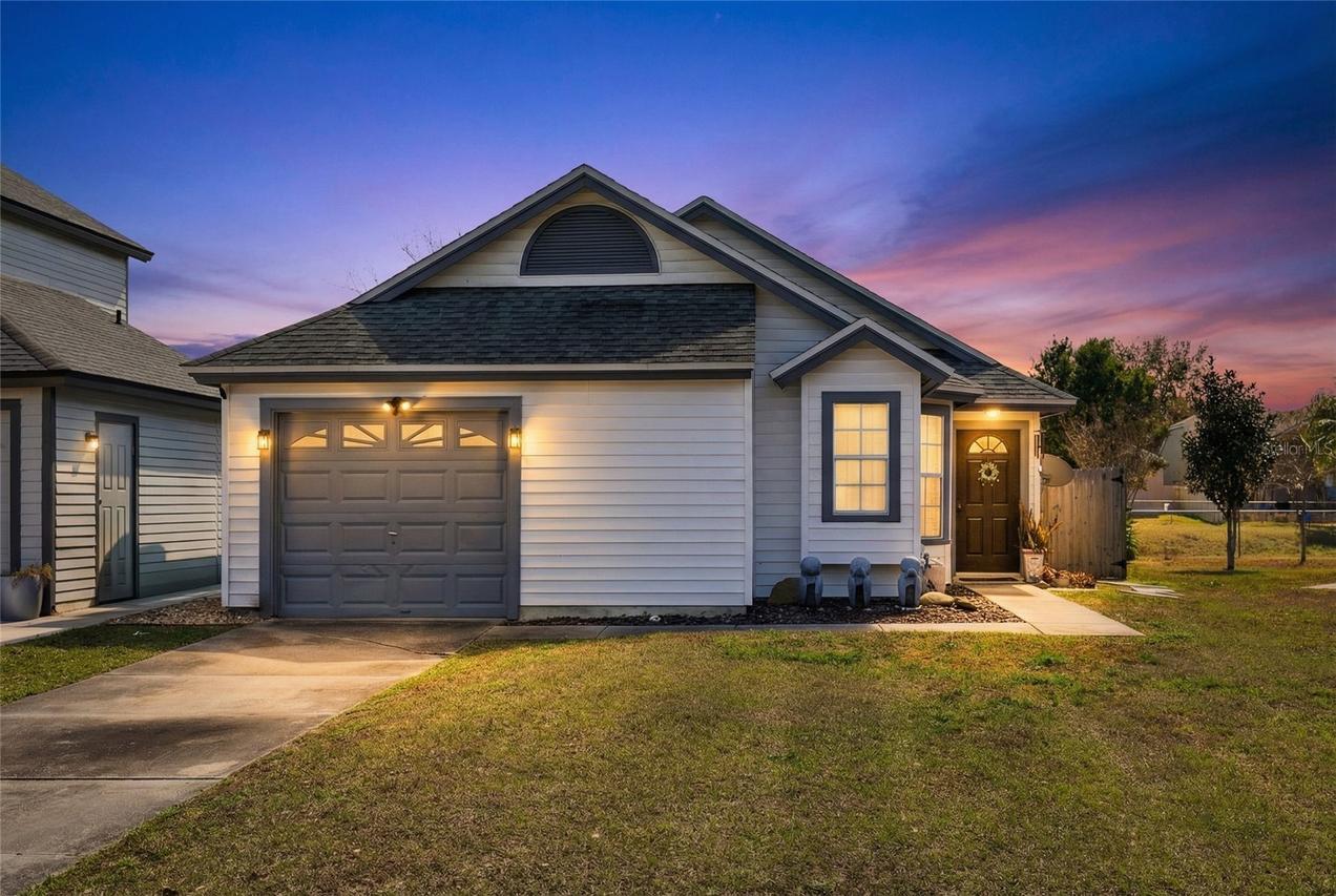 9808 Surrey Ridge Rd., Orlando, FL 32825