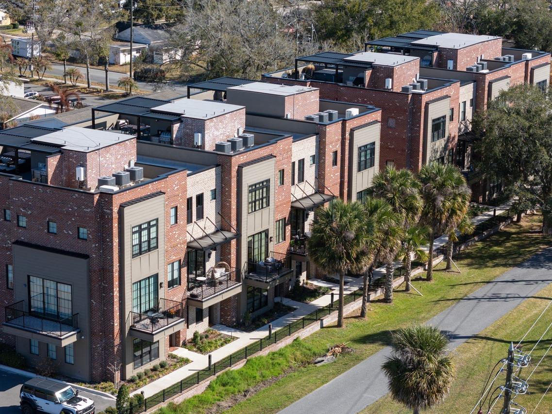 64 N Park Ave., Winter Garden, FL 34787