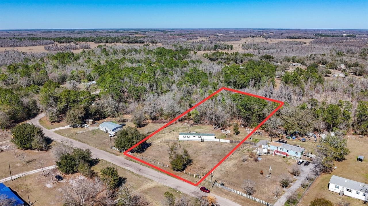 9421 Costine Meadows Dr., Lakeland, FL 33809