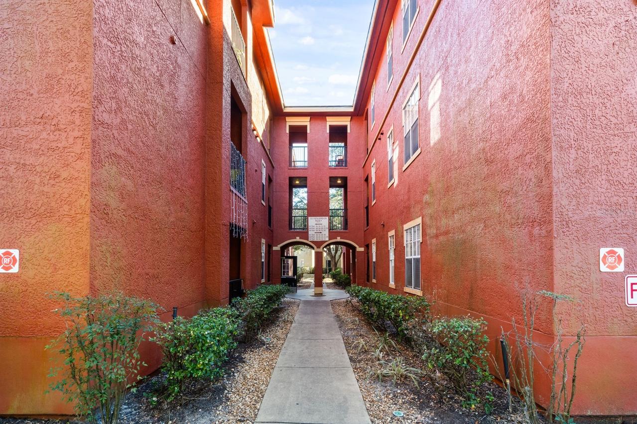 132 Vista Verdi Cir. #136, Lake Mary, FL 32746