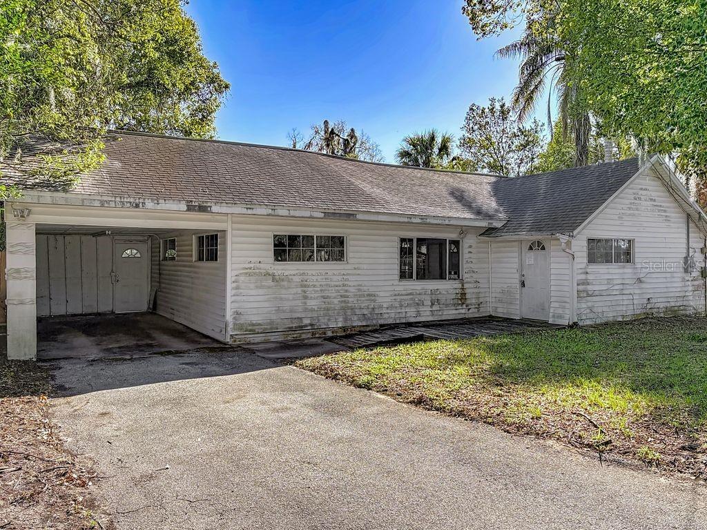 106 E Rosehill Ave., Deland, FL 32724