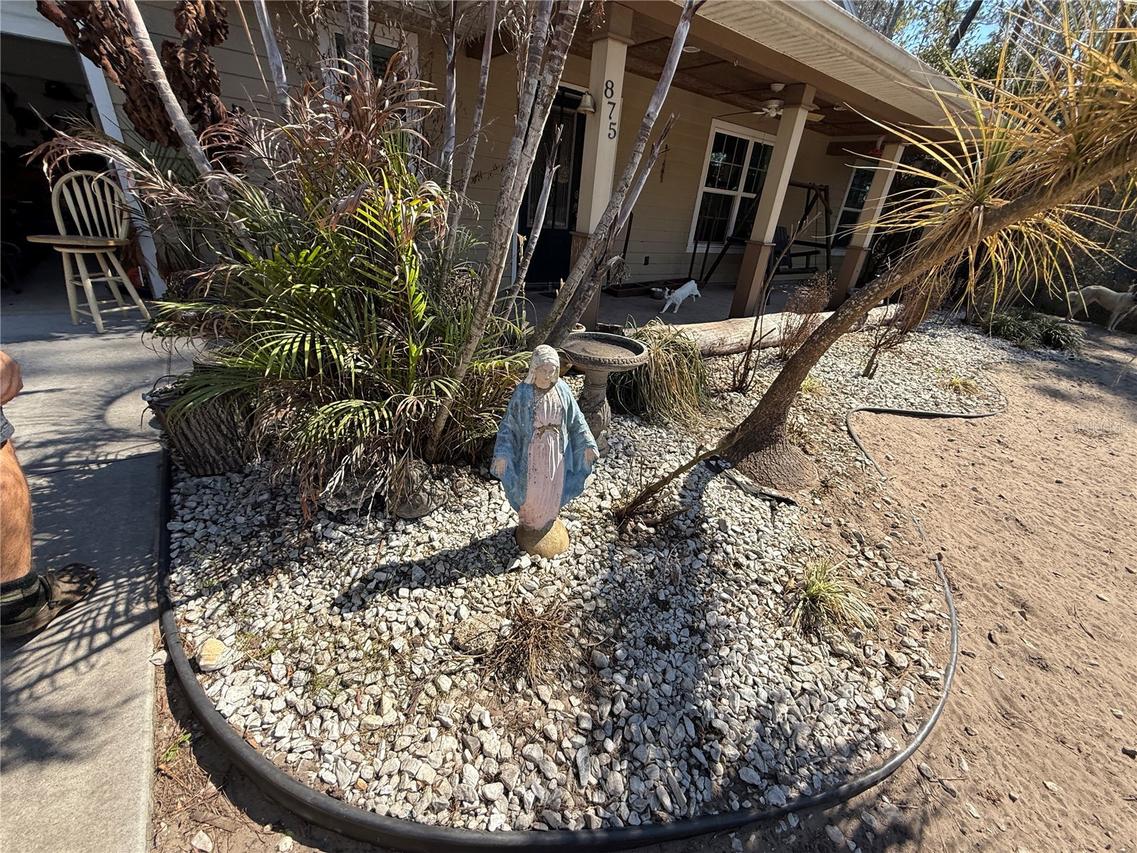 875 Twisted Pine Dr., New Smyrna Beach, FL 32168