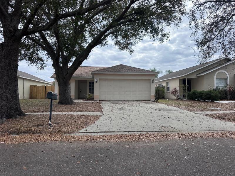 1451 Mohrlake Dr., Brandon, FL 33511