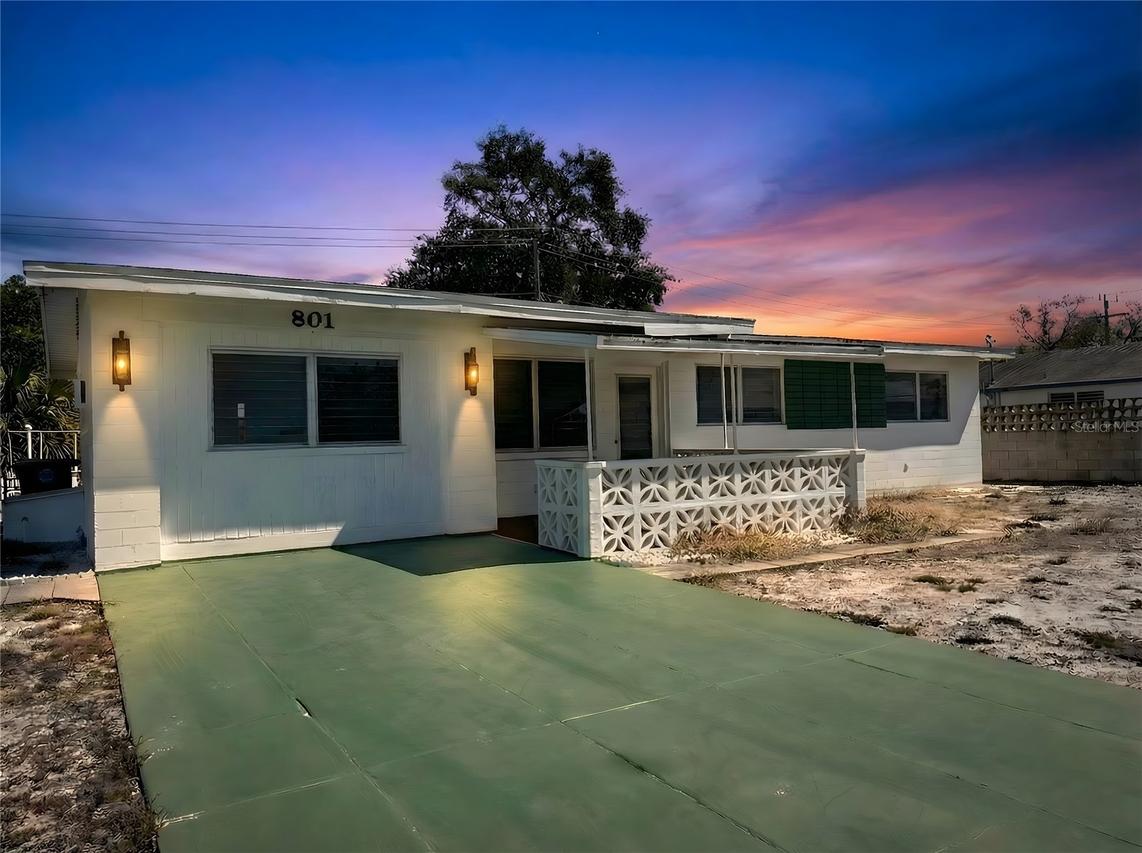 801 Lewis Dr., Daytona Beach, FL 32117