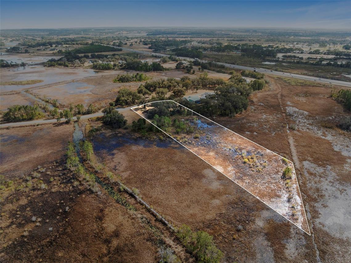 446 Long And Winding Rd., Howey In The Hills, FL 34737