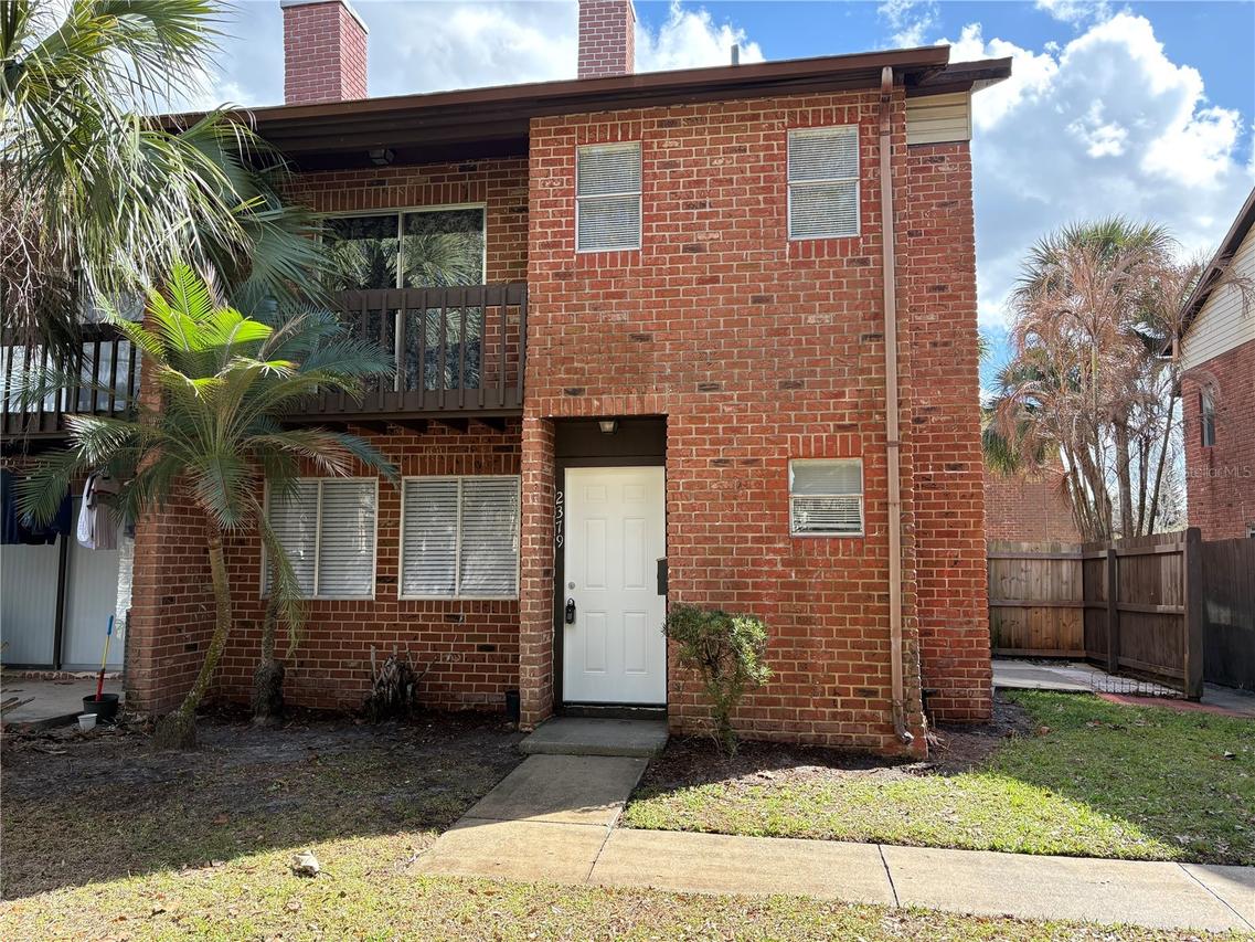 2379 Huntington Green Ct. #1, Orlando, FL 32839