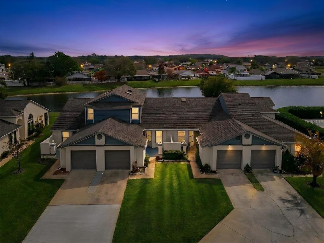 62 Lakepointe Cir., Kissimmee, FL 34743