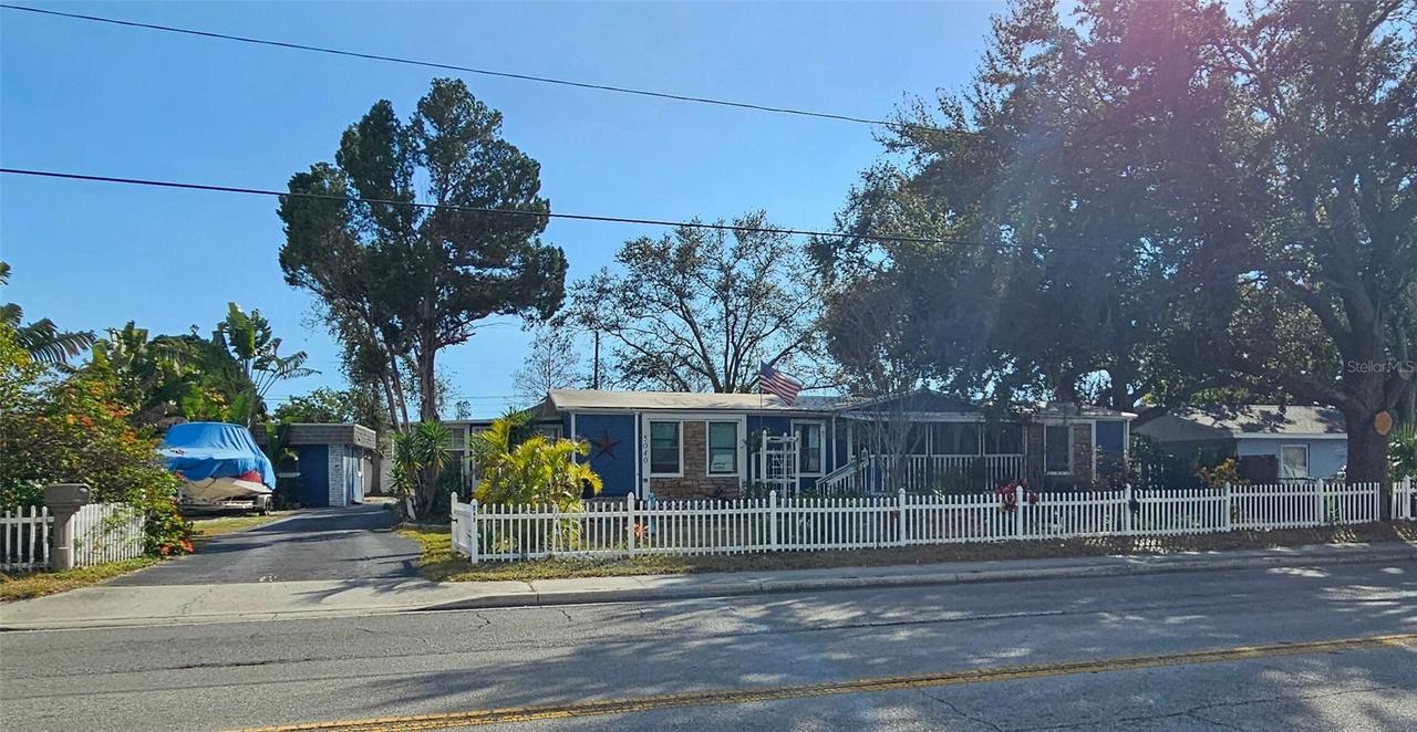 5040 70th Ave., Pinellas Park, FL 33781