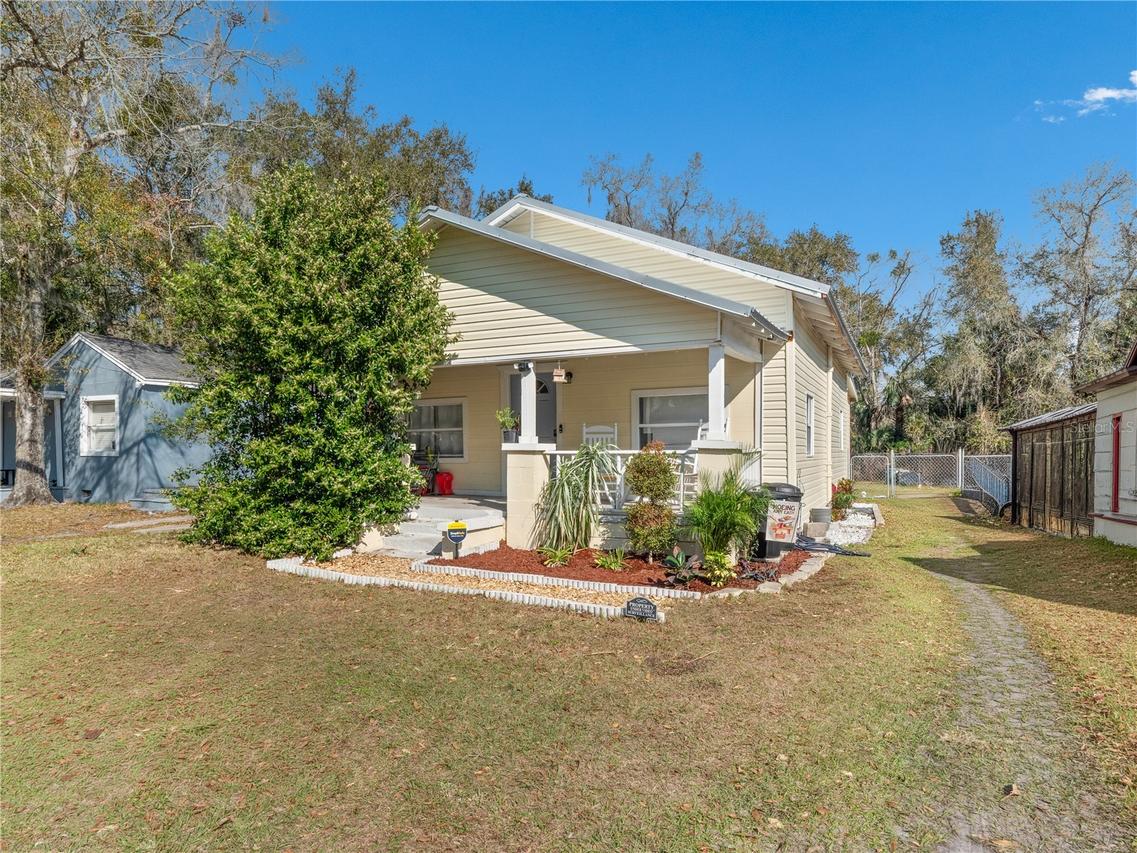 1208 W 10th St., Sanford, FL 32771