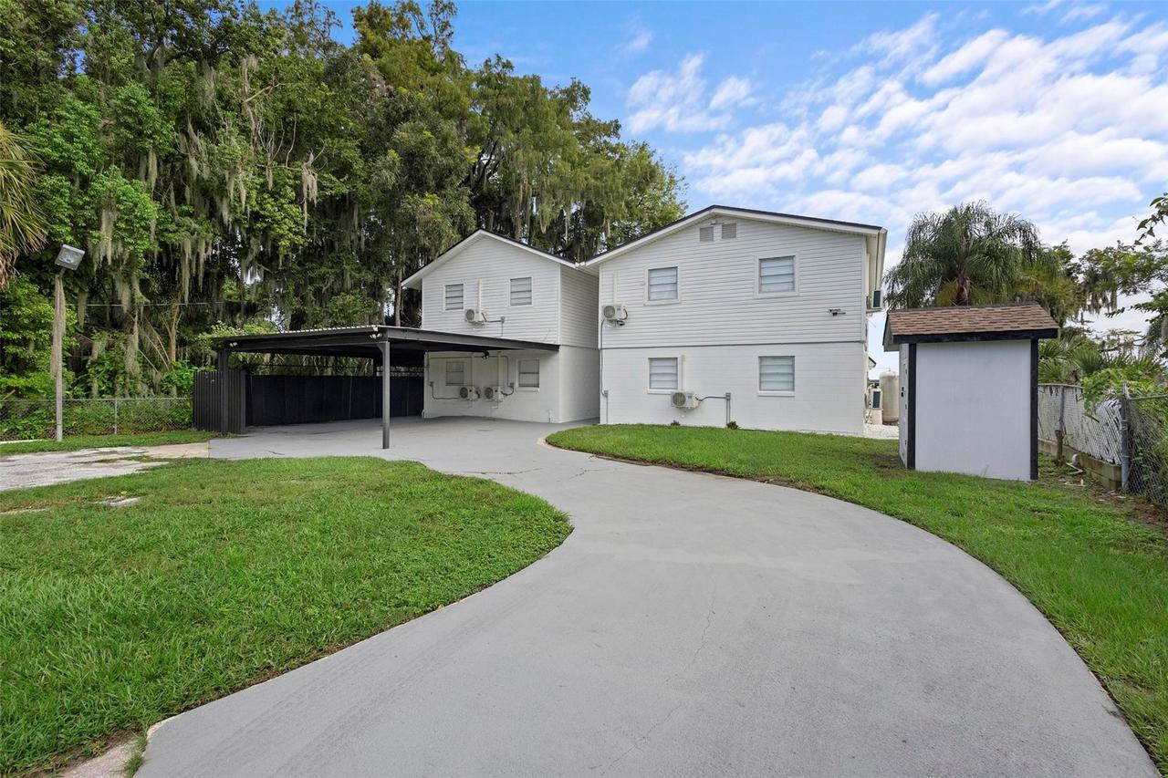 1824 Lake St., Oviedo, FL 32765