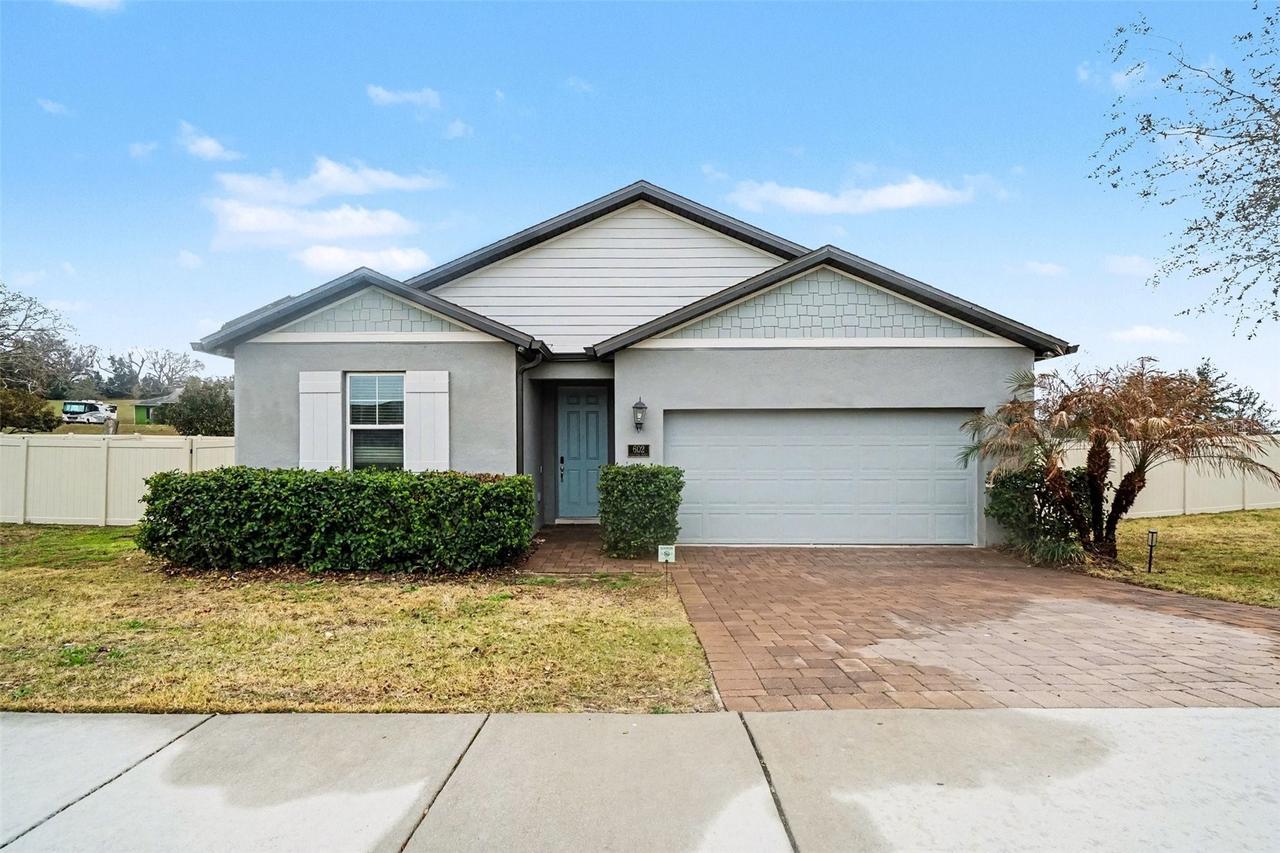 602 Napoli Way, Howey In The Hills, FL 34737