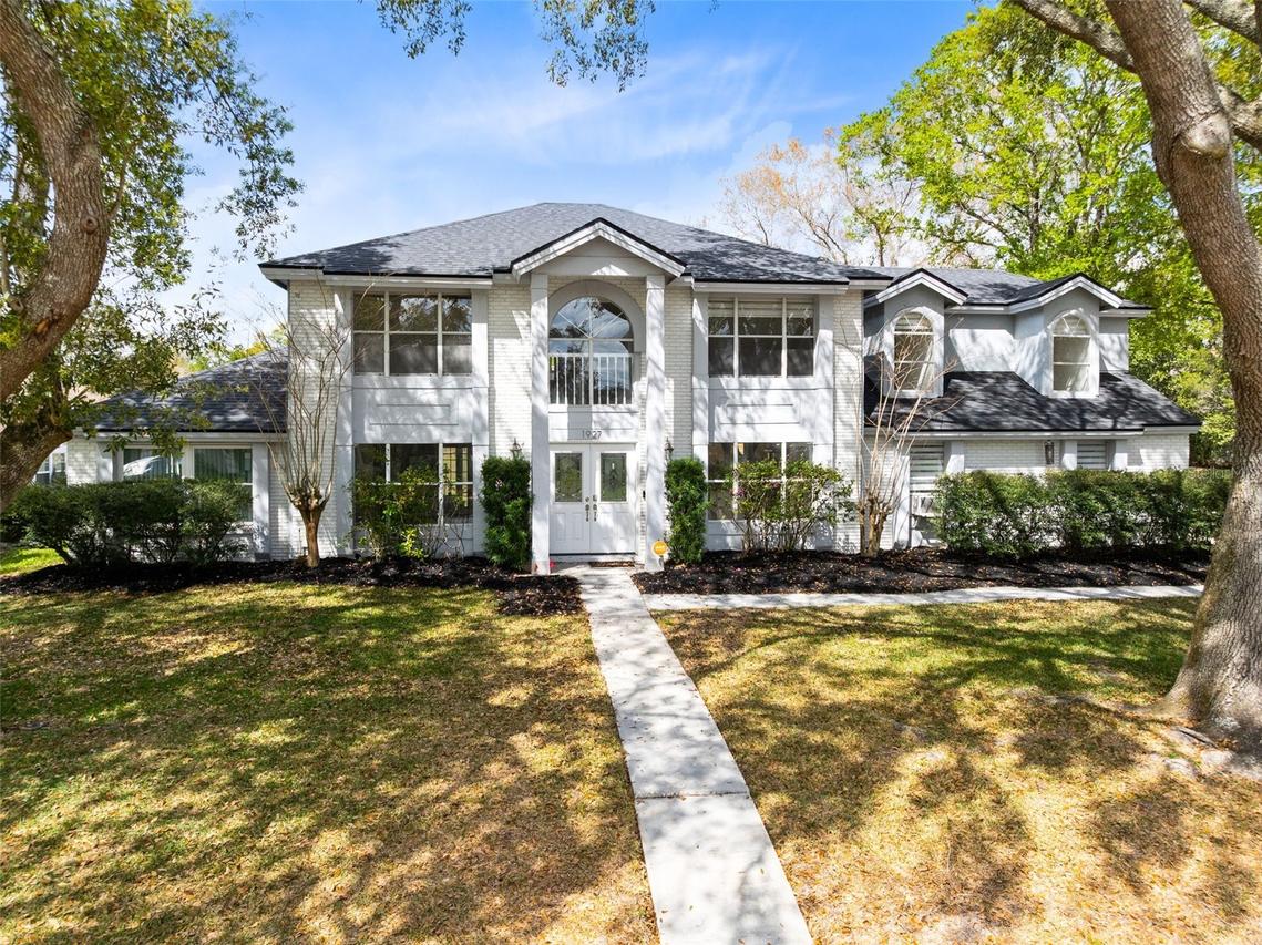 1927 Palm View Dr., Apopka, FL 32712