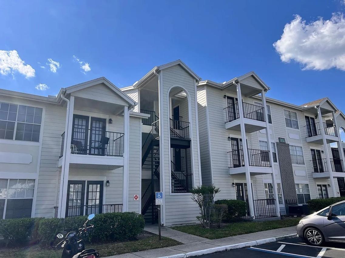 2550 N Alafaya Tr. #4304, Orlando, FL 32826