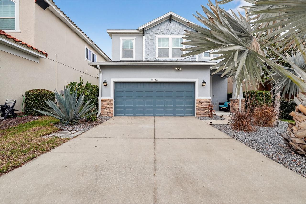 14257 Natures Reserve Dr., Lithia, FL 33547