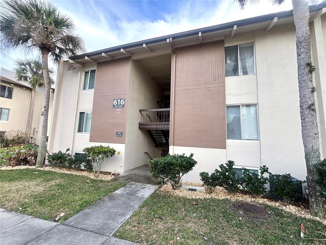 616 Orange Dr. #203, Altamonte Springs, FL 32701