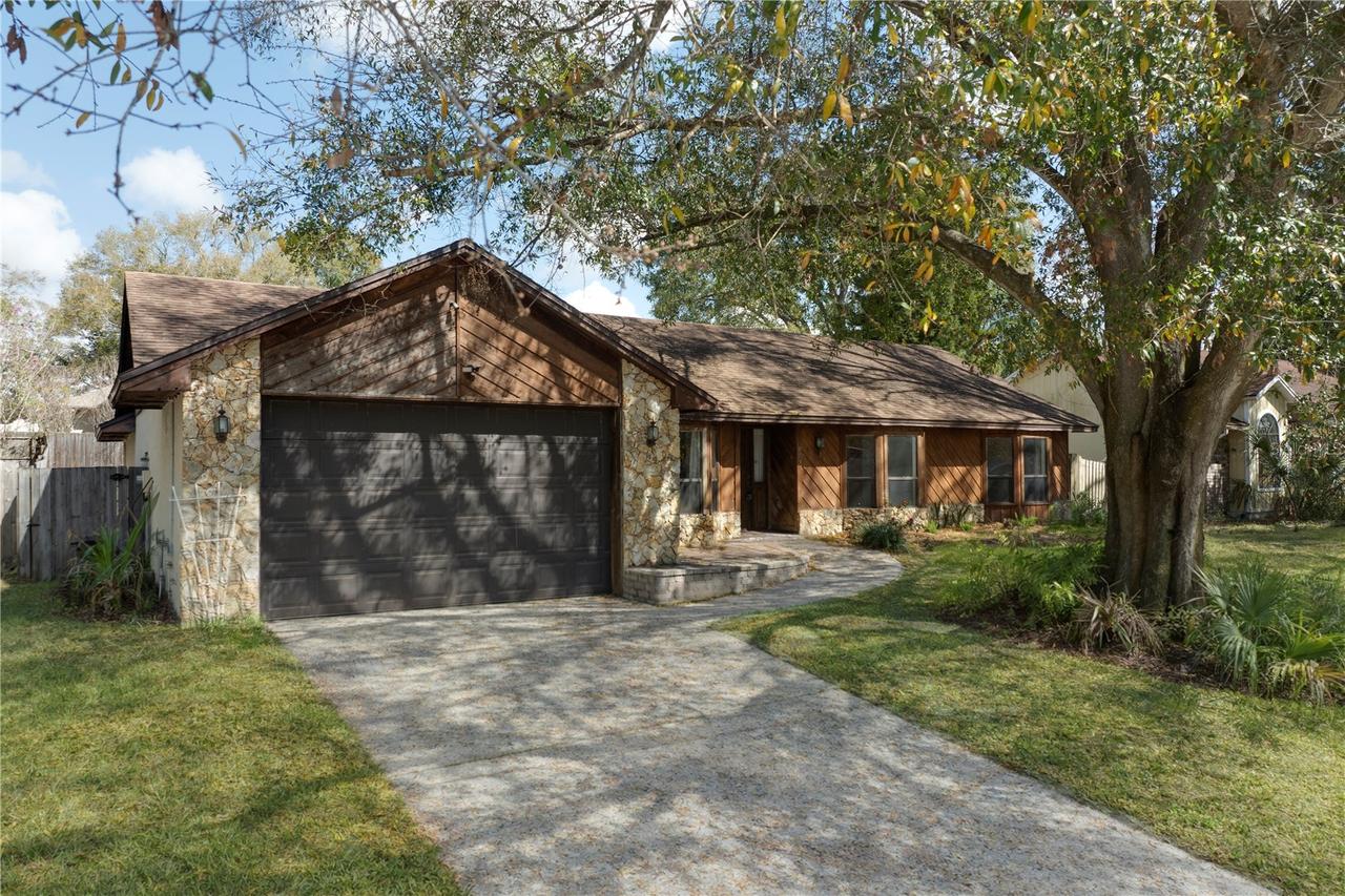 973 Red Dandy Dr., Orlando, FL 32818