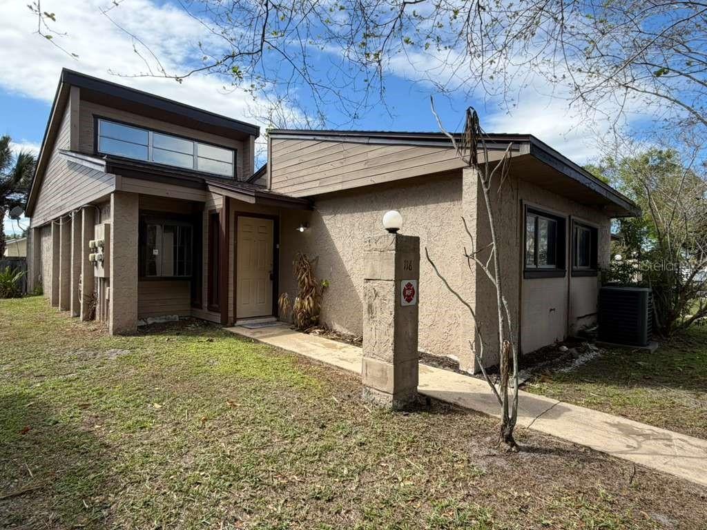 118 Dahlia Village Cir. #79, Orlando, FL 32807