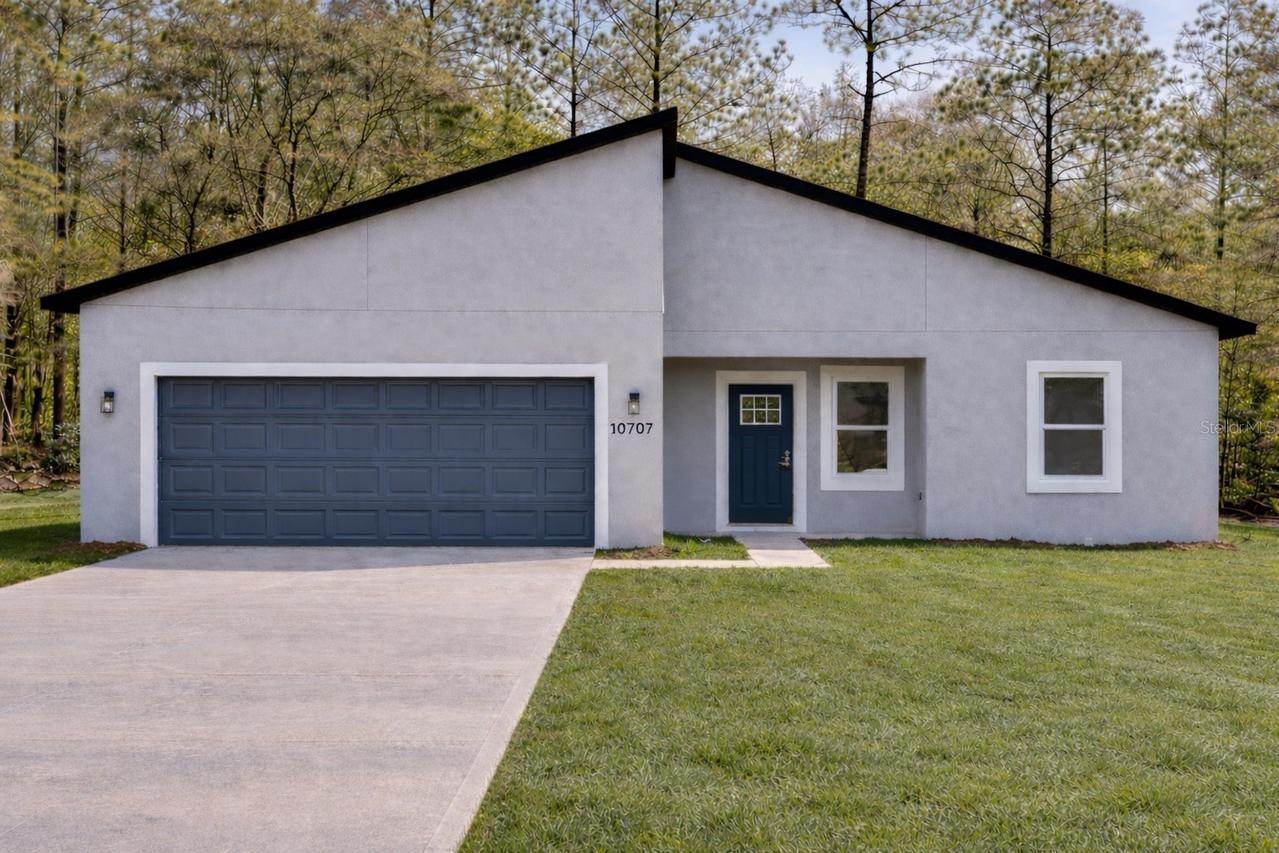 10707 N Hatari Dr., Citrus Springs, FL 34434