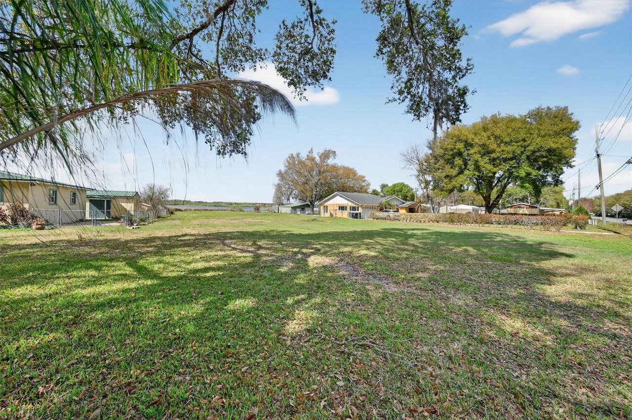 429 Longfellow Blvd., Lakeland, FL 33801