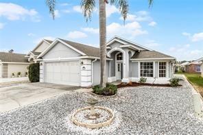 843 Challenger Ave., Davenport, FL 33897