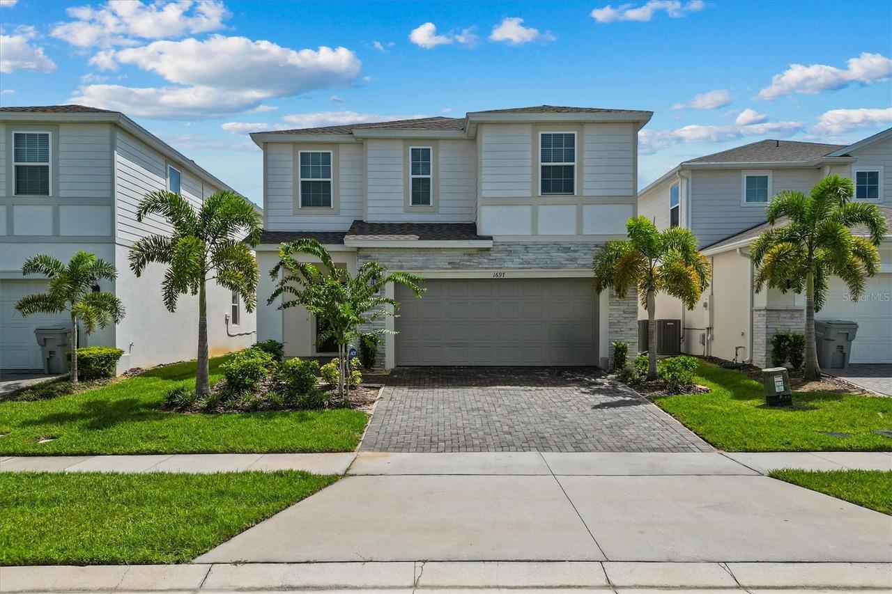 1697 Kona Ln., Davenport, FL 33897