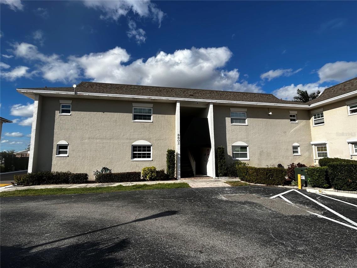 8802 Bay Pointe Dr. #102, Tampa, FL 33615