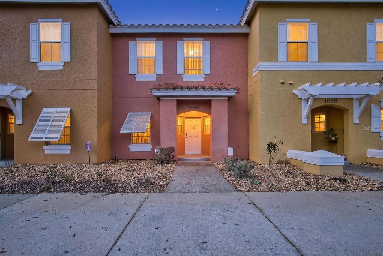 1066 Park Ridge Cir., Kissimmee, FL 34746