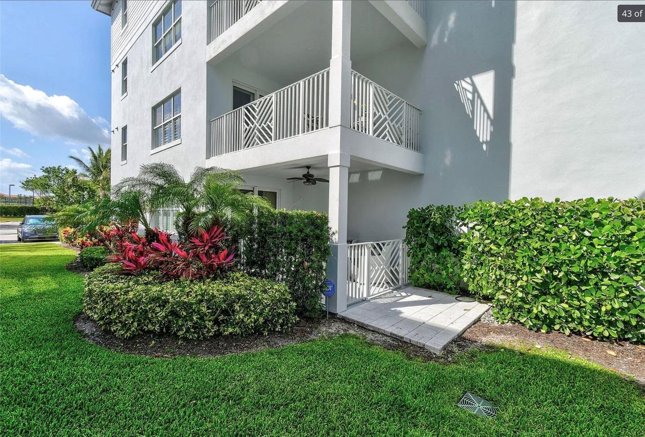 915 Bay Colony Dr. #S, Juno Beach, FL 33408