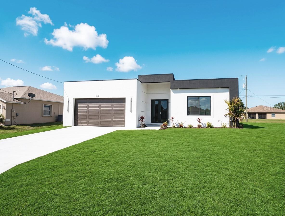 2102 NW 25th Pl., Cape Coral, FL 33993