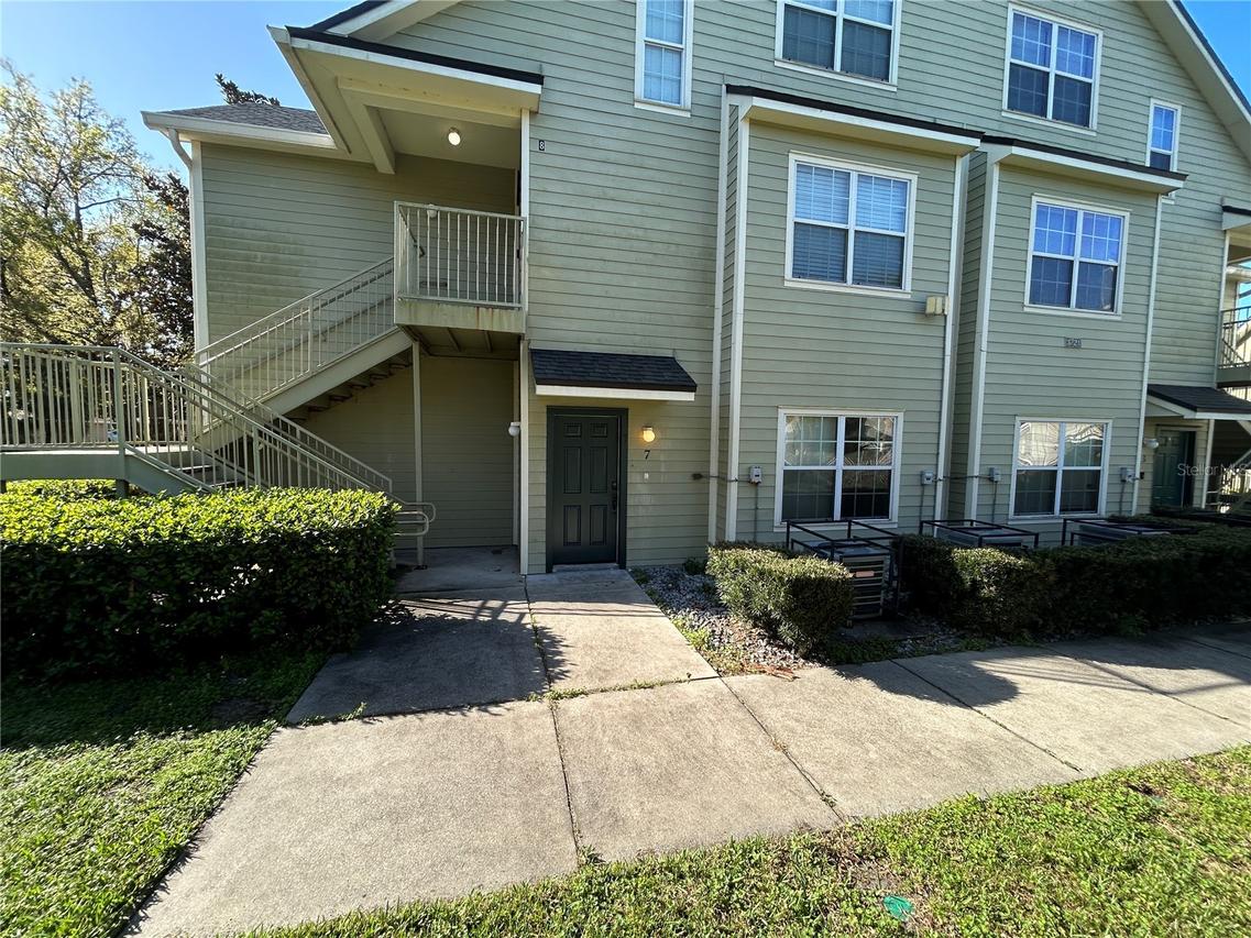 3721 S Lake Orlando Pkwy. #7, Orlando, FL 32808