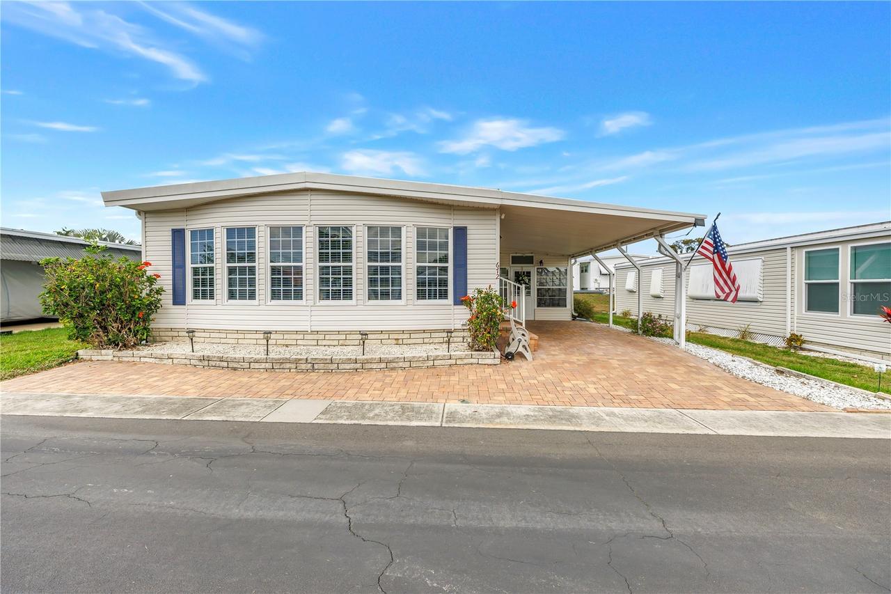 672 Sugar Palm St., Largo, FL 33778