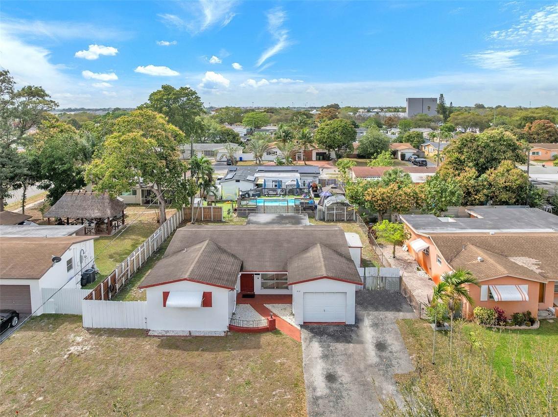 410 SW 71st Ave., Pembroke Pines, FL 33023