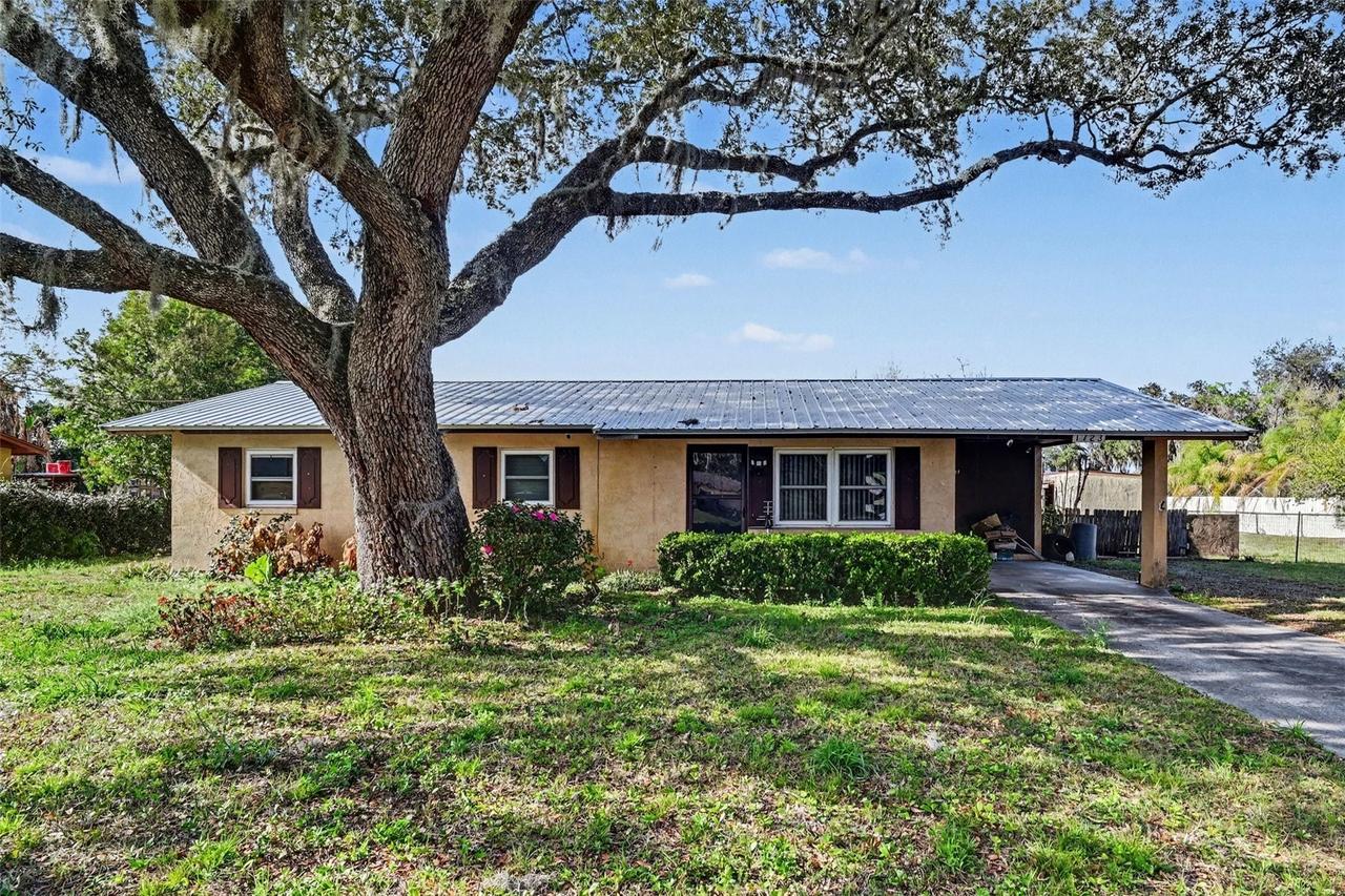 1723 Palmetto Ave., Deland, FL 32724