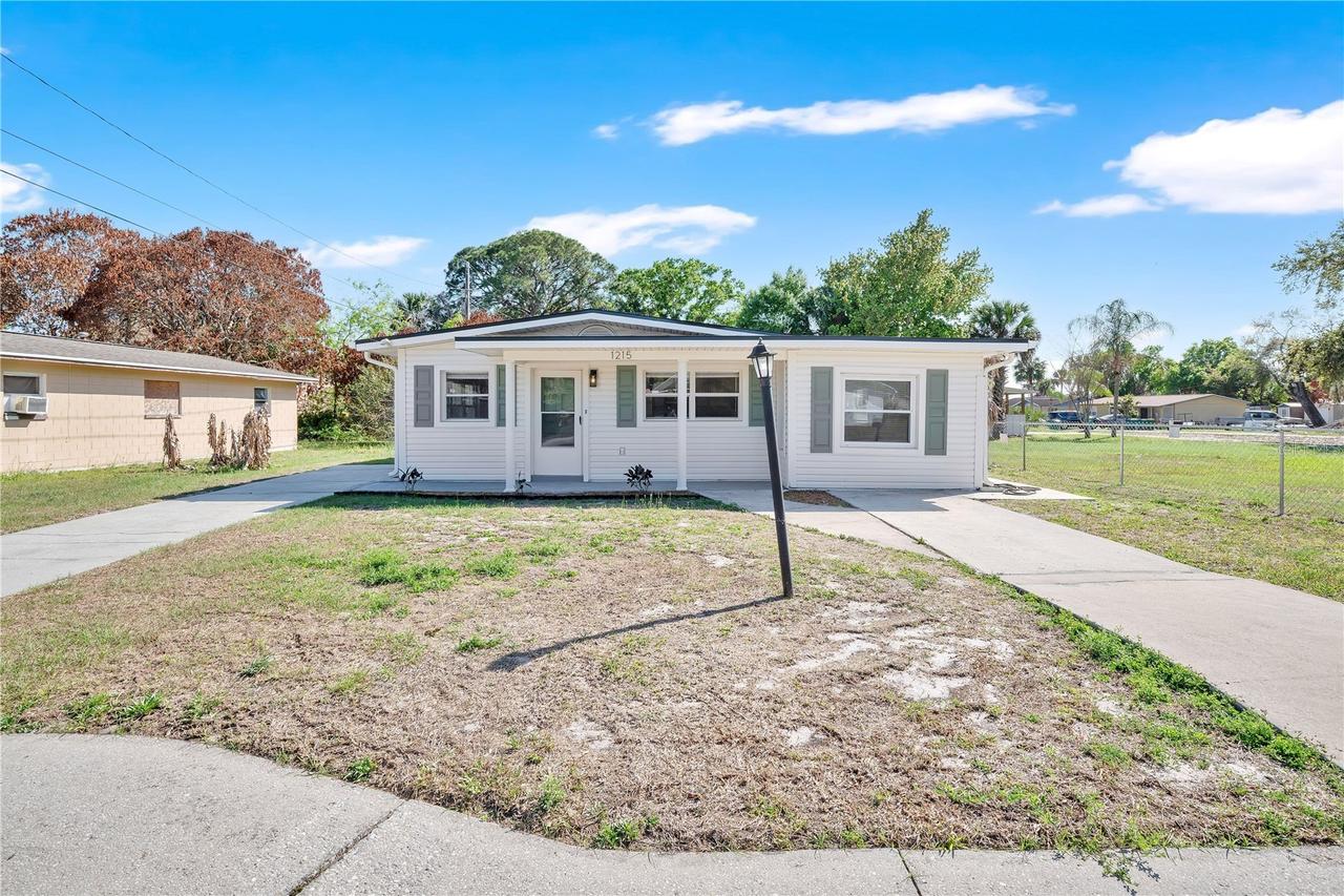 1215 Counts St., Cocoa, FL 32922