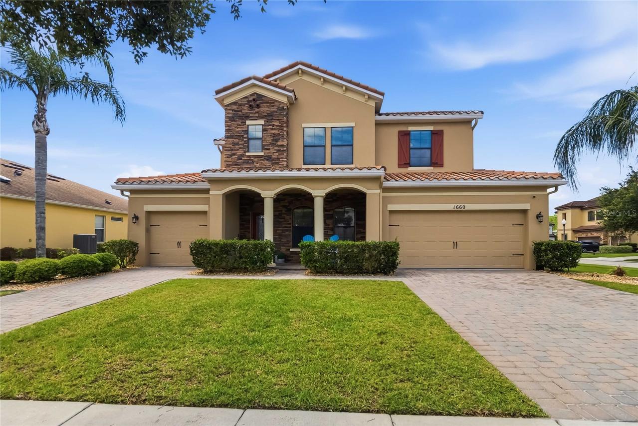 1660 Prairie Oaks Dr., St Cloud, FL 34771