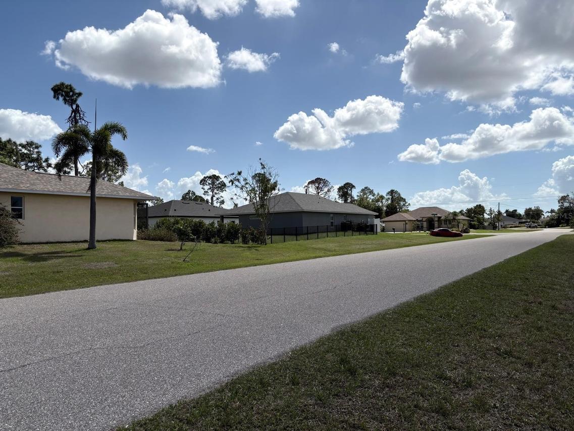 196 Linda Lee Dr., Rotonda West, FL 33947