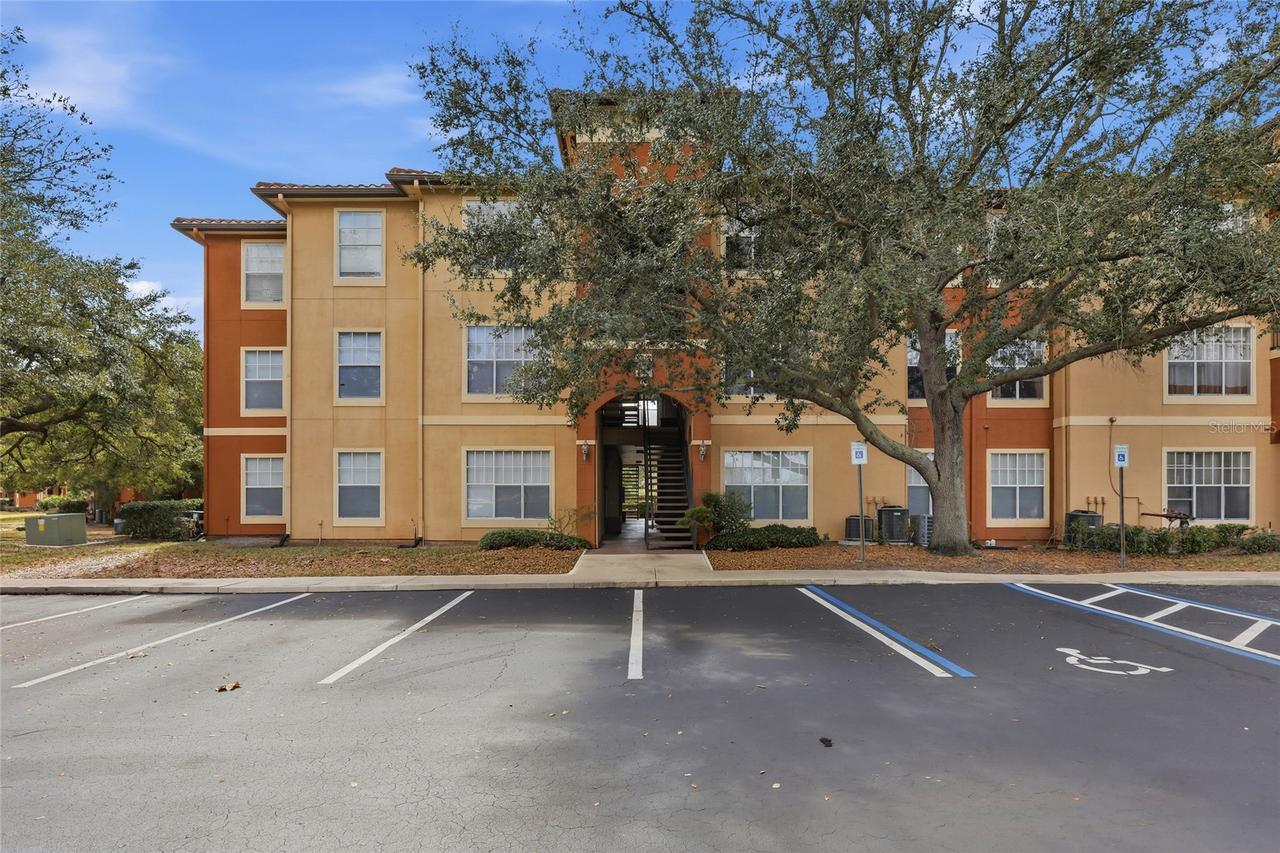 5518 Metrowest Blvd. #11-104, Orlando, FL 32811