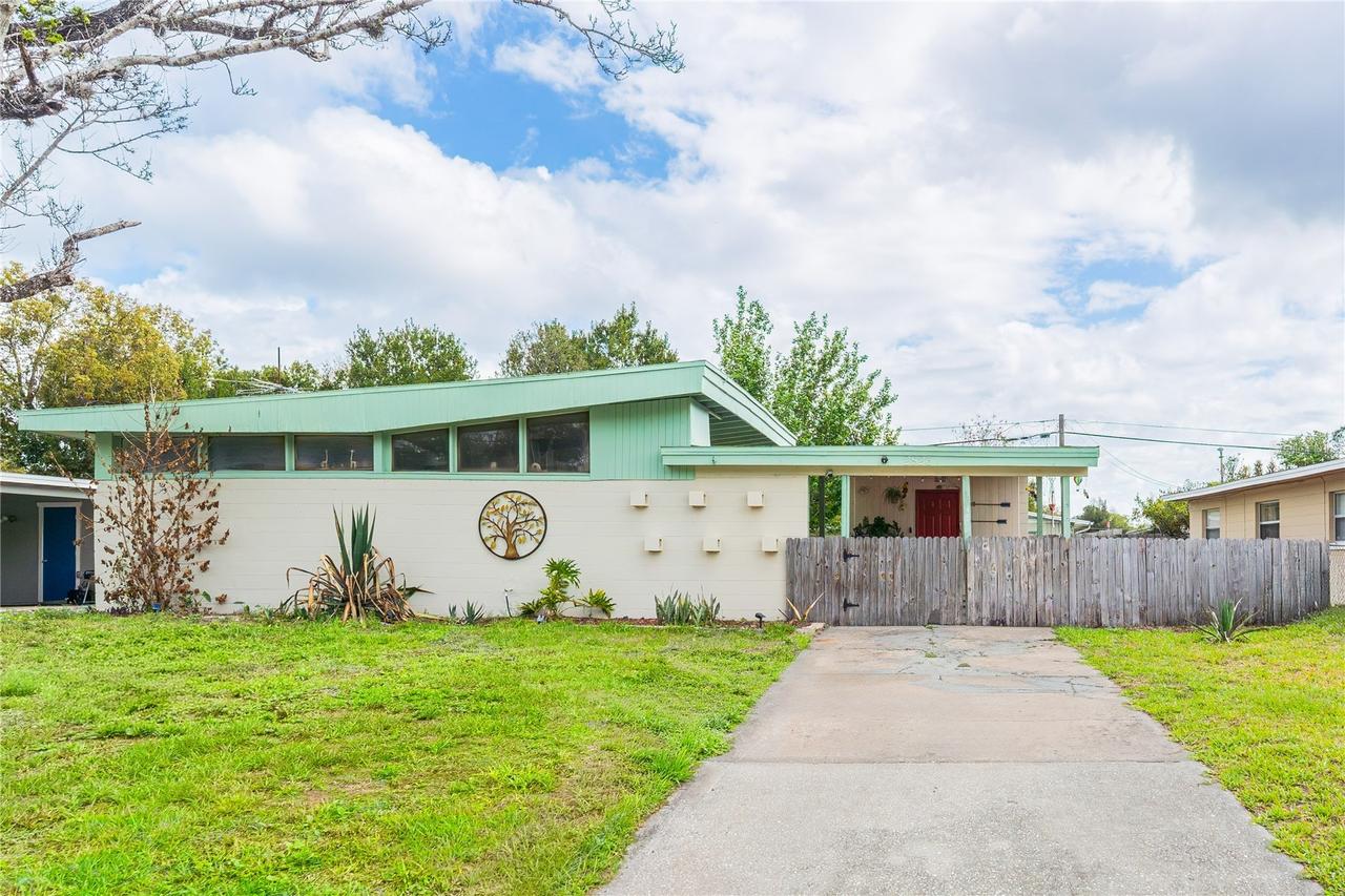 2823 Hertha Ave., Orlando, FL 32826