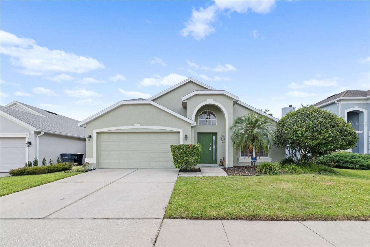 422 Troon Cir., Davenport, FL 33897
