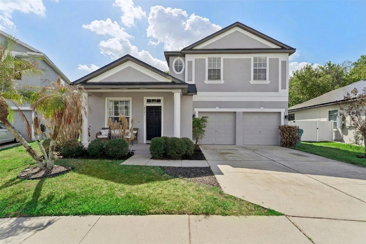 10484 Eastpark Lake Dr., Orlando, FL 32832