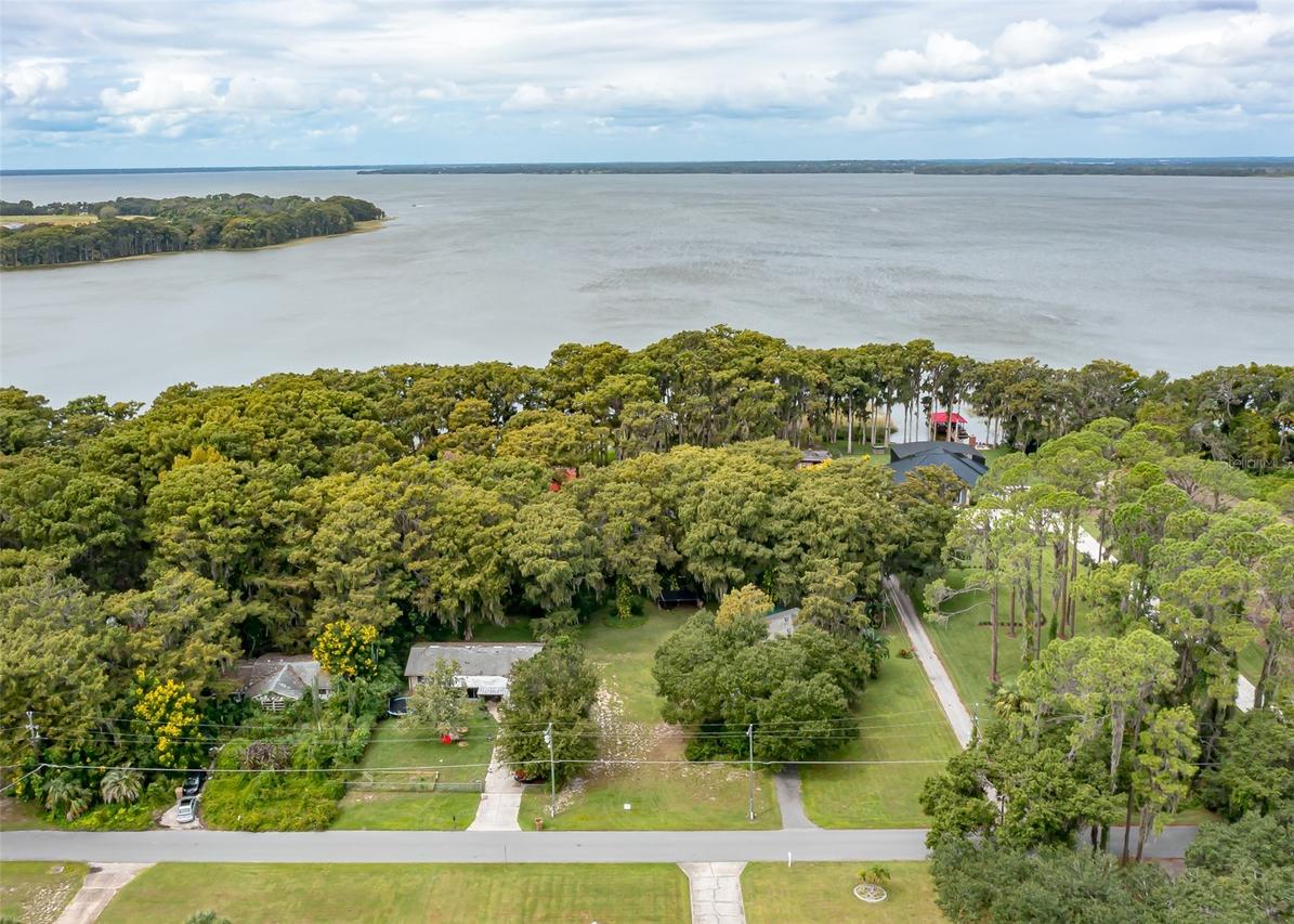 Cove Rd., Tavares, FL 32778