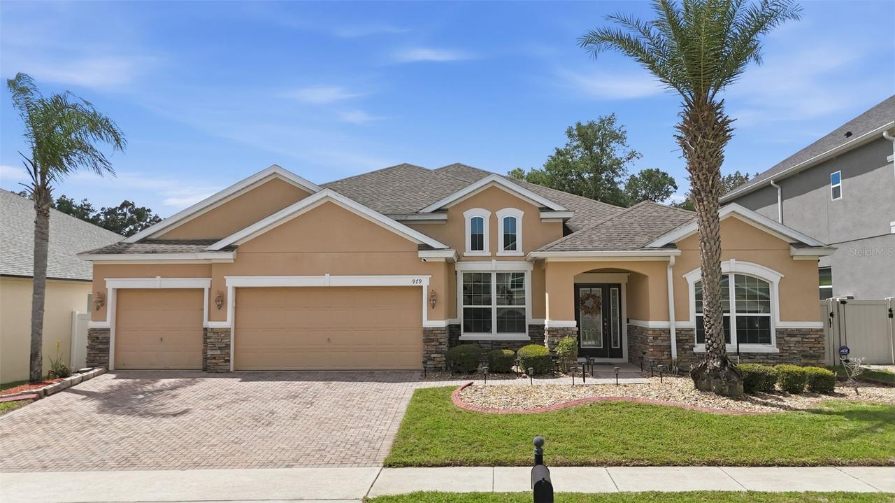 979 Counts Crest Cir., Apopka, FL 32712