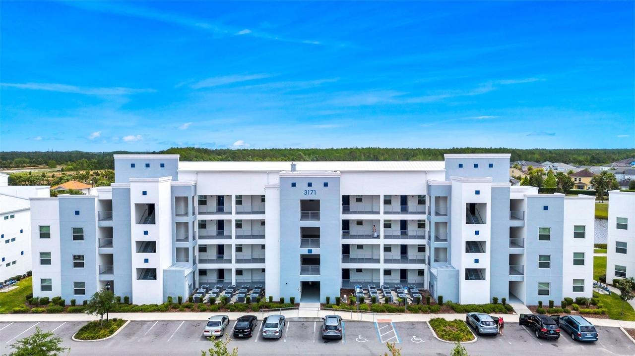 3171 Paradox Cir. #104, Kissimmee, FL 34746