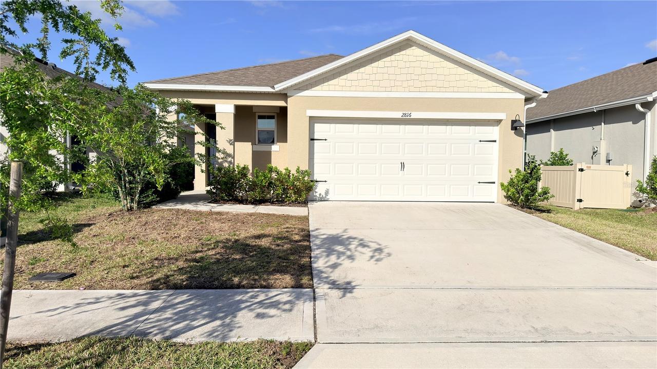 2816 Swooping Sparrow Dr., St Cloud, FL 34773